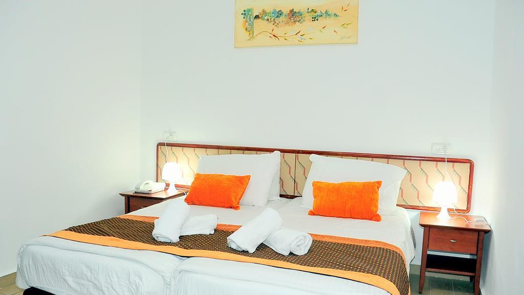 Glatt Eden Hotel Тиверіада Екстер'єр фото
