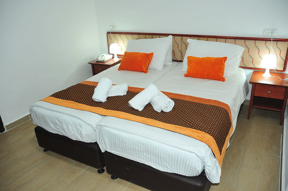 Glatt Eden Hotel Тиверіада Екстер'єр фото